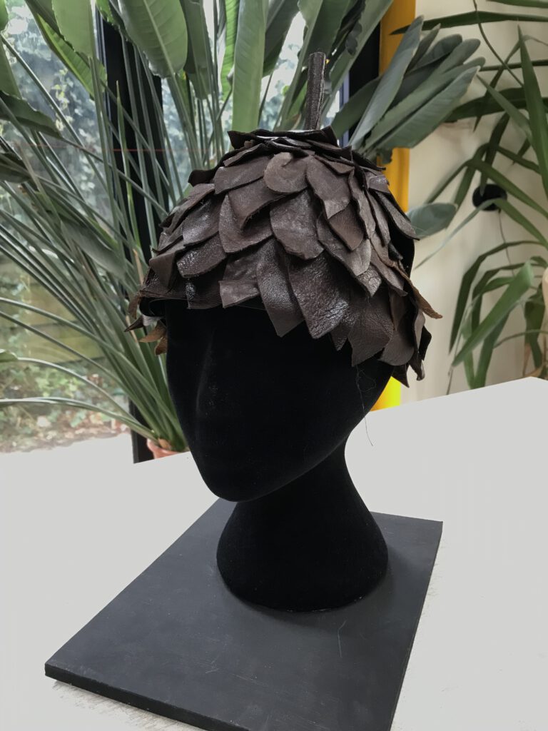 Denne Appel muts, €65,-