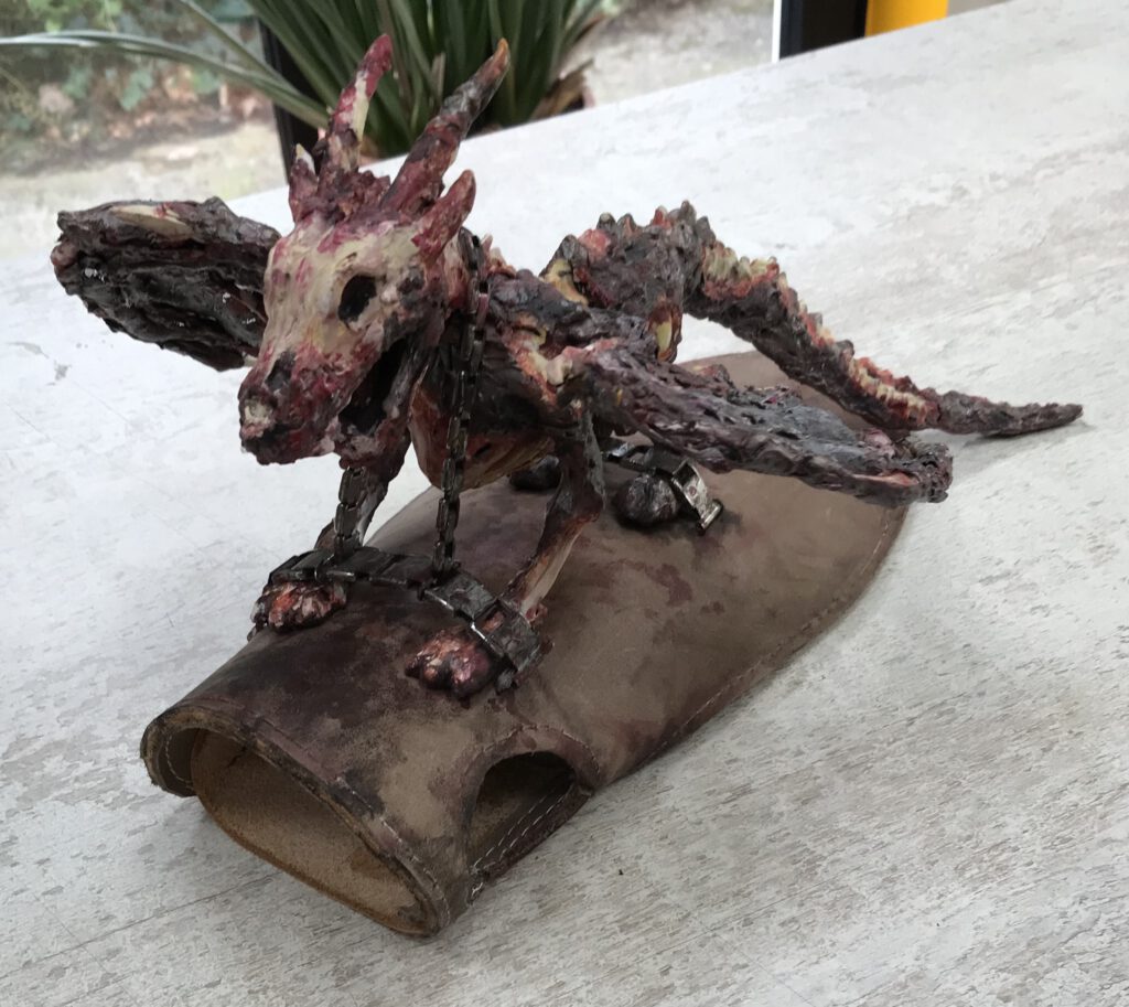 Dragon brazer, €125,-